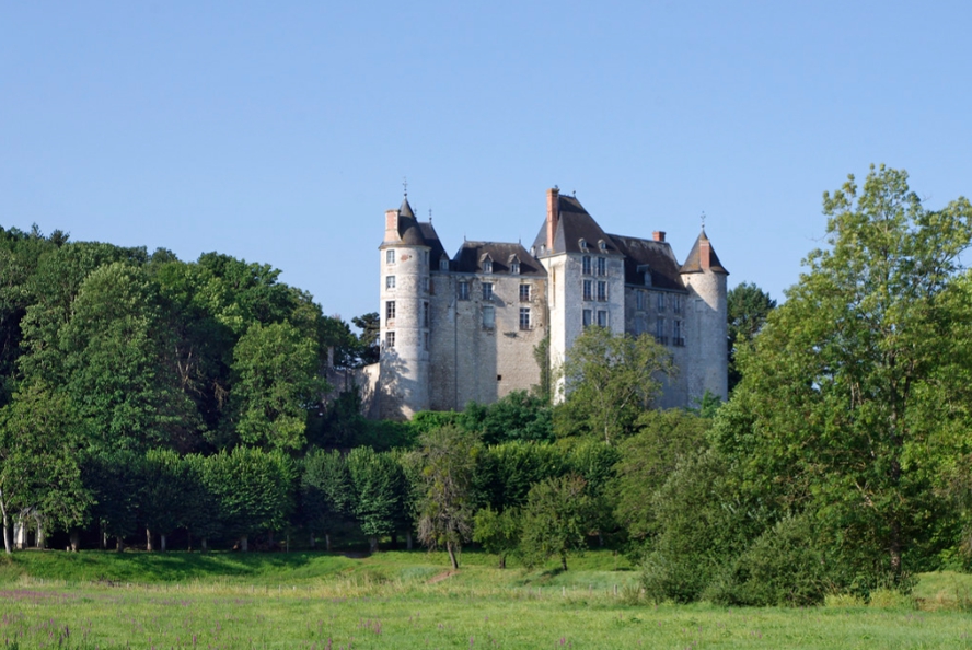 olivet_올리벳_Château de Saint-Brisson (1).jpg